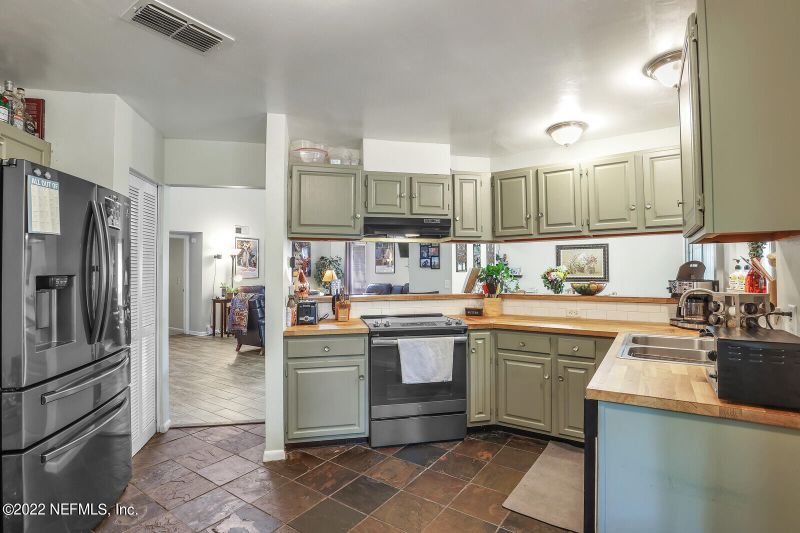 11254 Thomaston Pl, Jacksonville, FL 32257