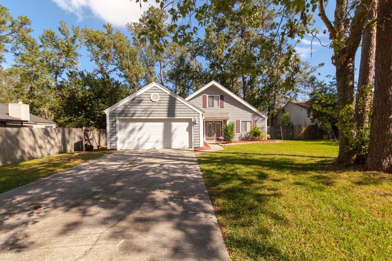 11255 Southbury Pl, Jacksonville, FL 32257