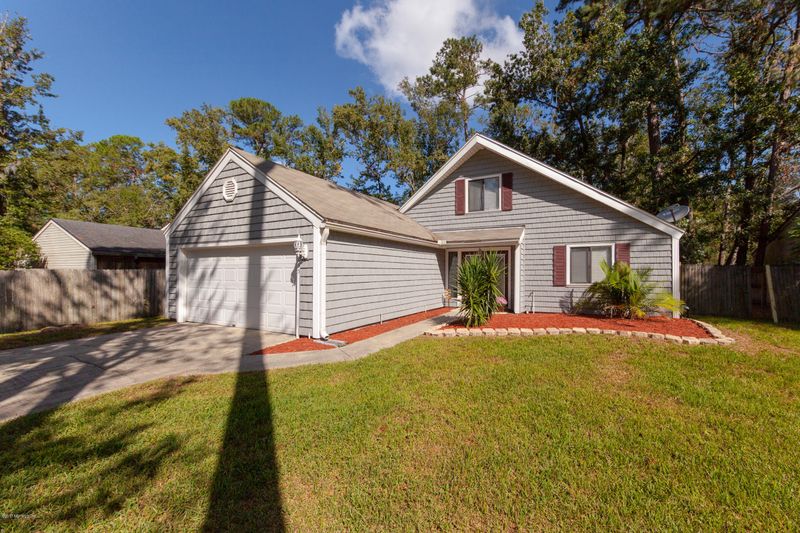 11255 Southbury Pl, Jacksonville, FL 32257