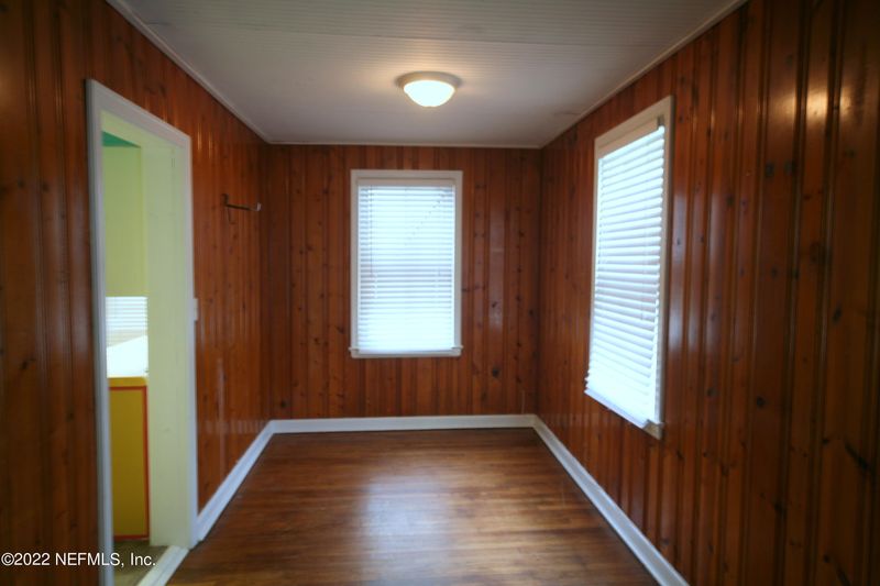 1126 Murray Dr, Jacksonville, FL 32205