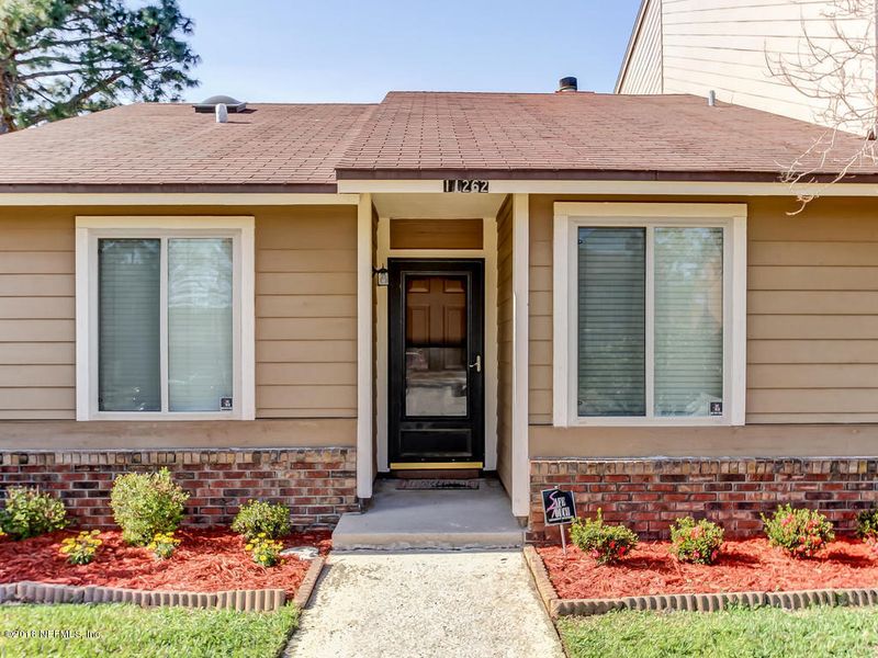 11262 Windtree Dr E, Jacksonville, FL 32257