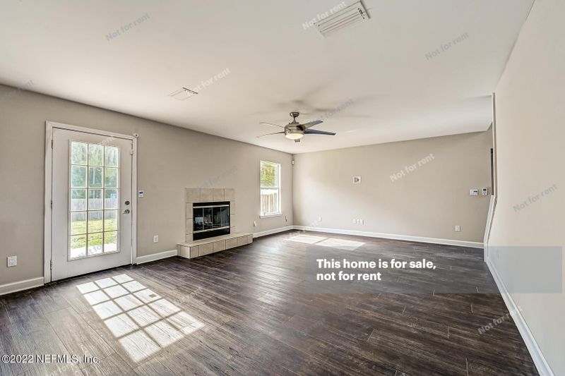 1127 Calla Glen Ln, Green Cove Springs, FL 32043