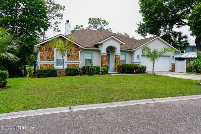 11274 Pine Moss Rd W, Jacksonville, FL 32218