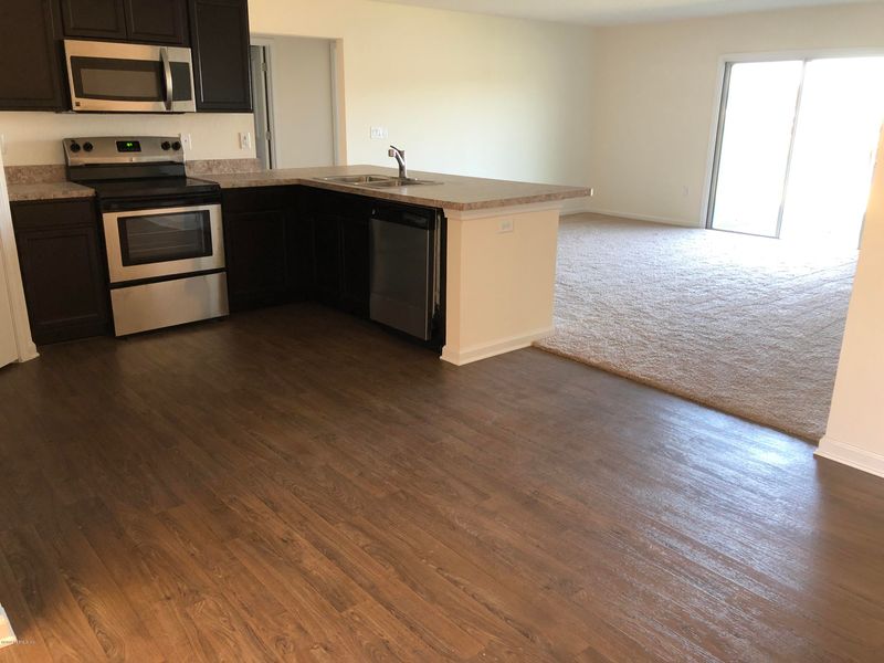 11275 Revolutionary Way, Jacksonville, FL 32221