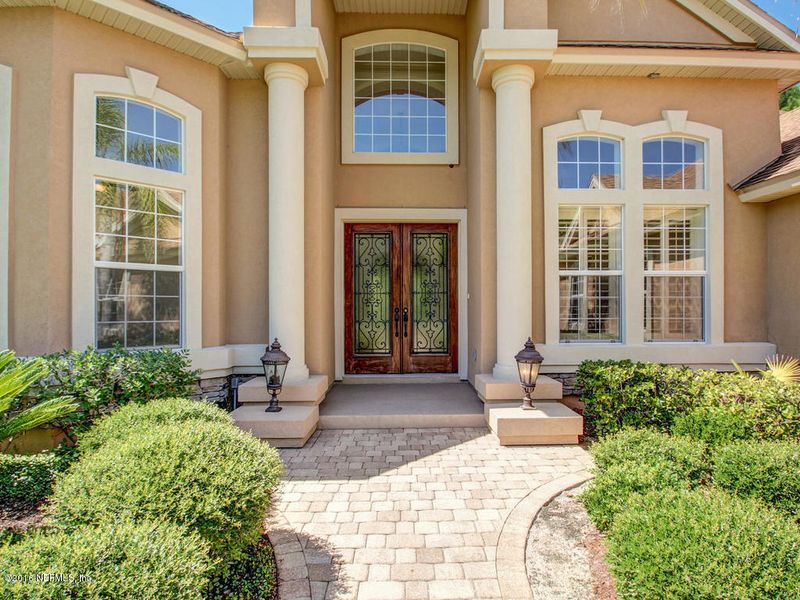 1129 W Kesley Ln, St Johns, FL 32259