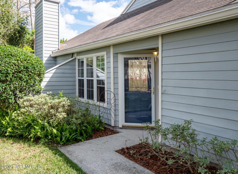 11297 Lake Mandarin Cir E, Jacksonville, FL 32223