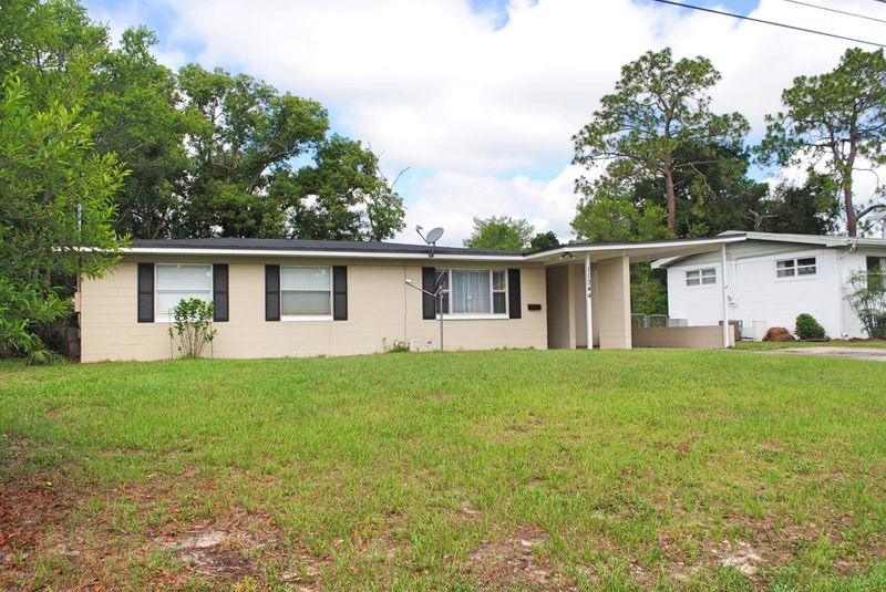 11344 Emuness Rd, Jacksonville, FL 32218