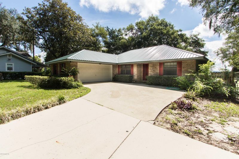 1135 Lake Ln, Keystone Heights, FL 32656
