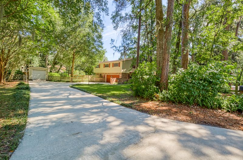 1135 N Natures Hammock Rd N, St Johns, FL 32259