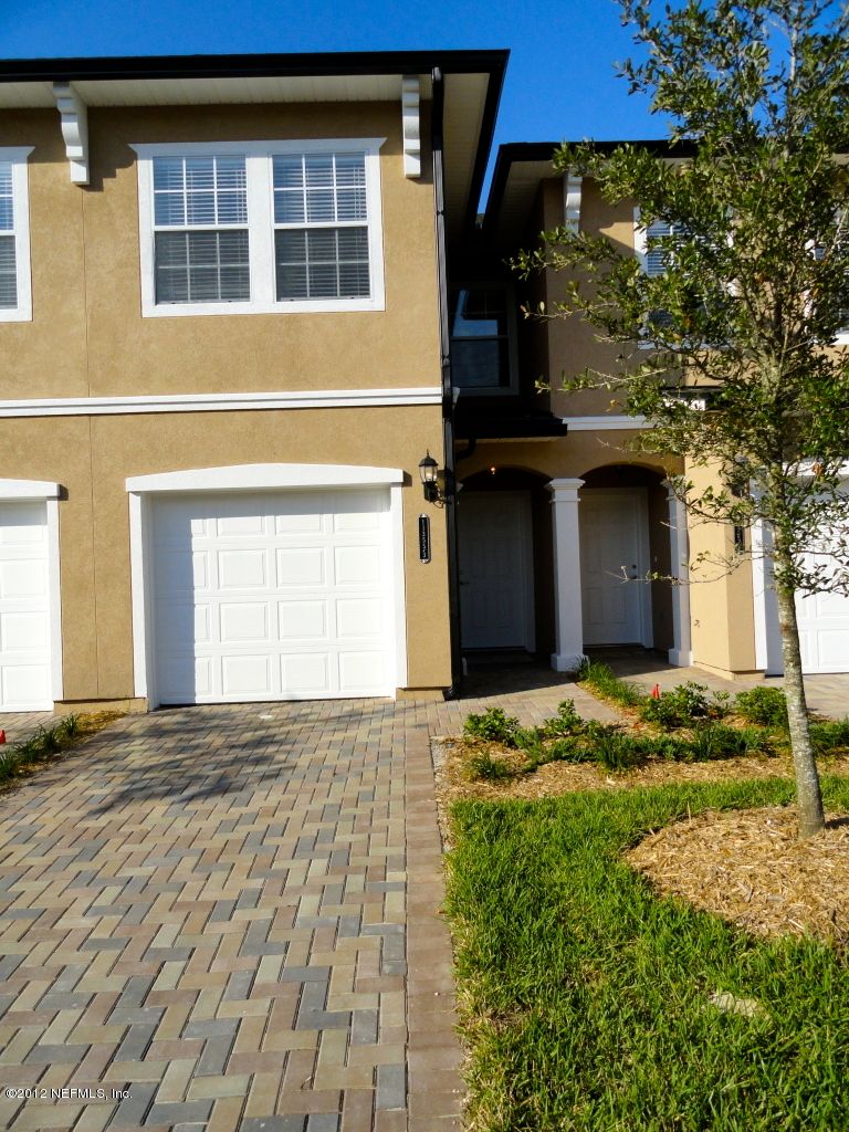 11355 Estancia Villa Cir #204, Jacksonville, FL 32246