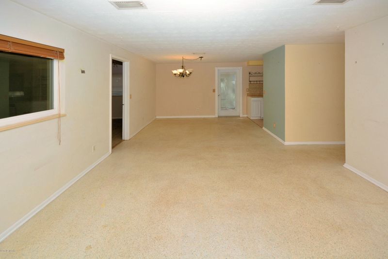 1136 Cape Charles Ave, Atlantic Beach, FL 32233