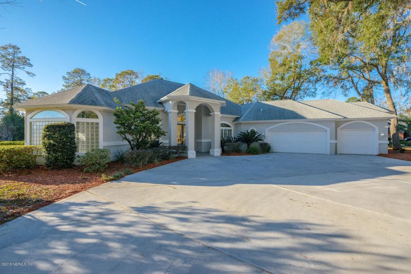 1136 Queens Harbor Blvd, Jacksonville, FL 32225