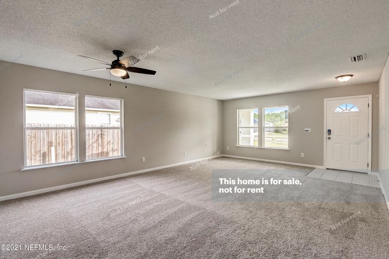 11365 Martin Lakes Dr N, Jacksonville, FL 32220