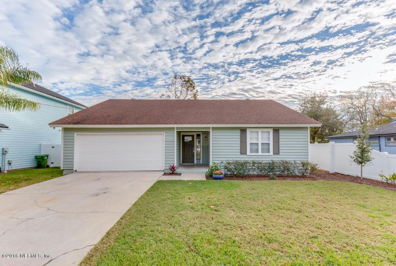 1137 12th St N, Jacksonville Beach, FL 32250