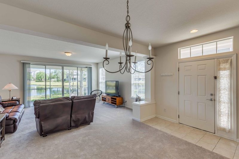 11370 Campfield Cir, Jacksonville, FL 32256