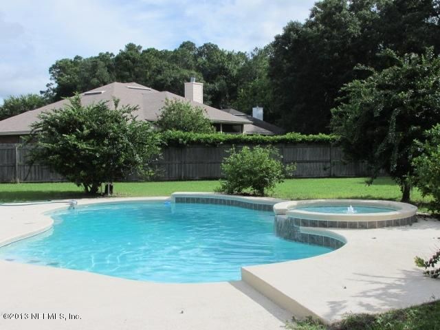 11389 Mandarin Ridge Ln, Jacksonville, FL 32258