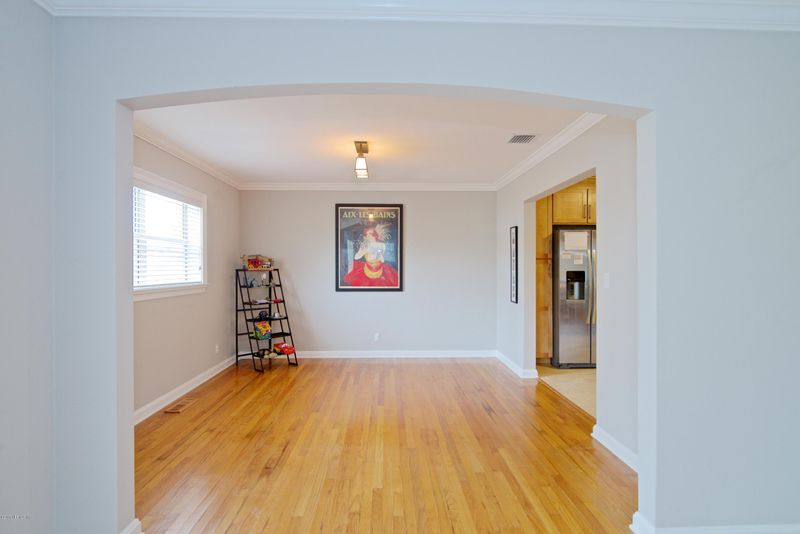 114 33rd Ave S, Jacksonville Beach, FL 32250