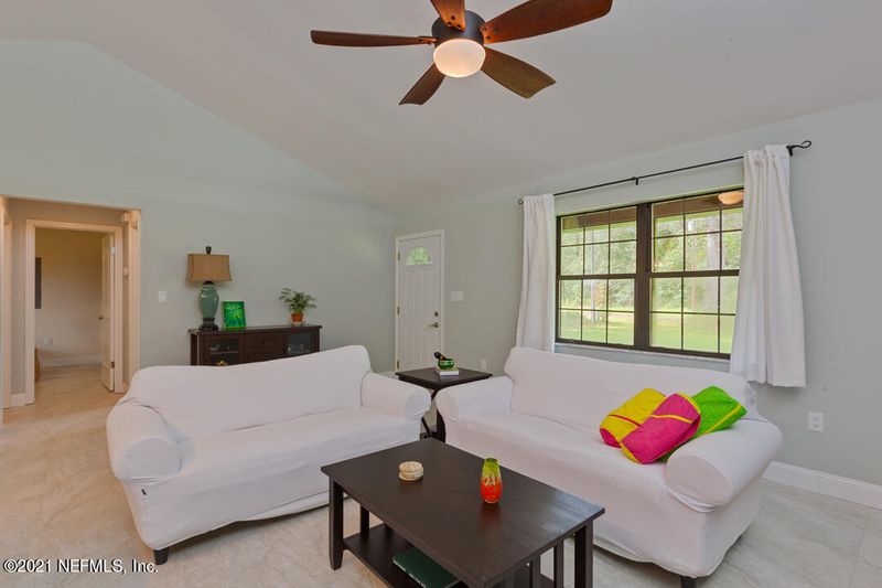 114 Paran Dr, Melrose, FL 32666