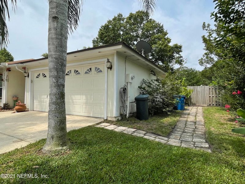 1140 Celebrant Dr, Jacksonville, FL 32225