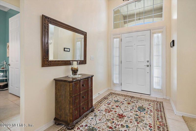 1141 Dover Dr, St Johns, FL 32259