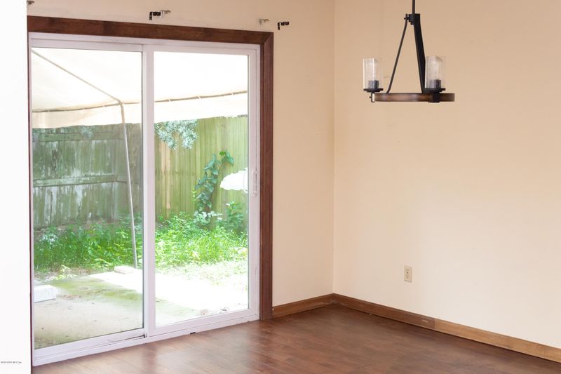 1141 Fromage Cir E, Jacksonville, FL 32225