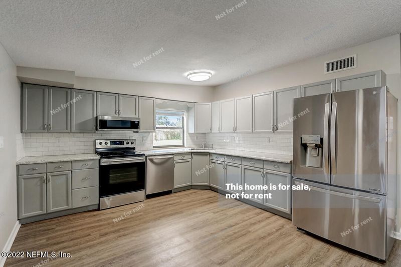 11411 Elane Dr, Jacksonville, FL 32218