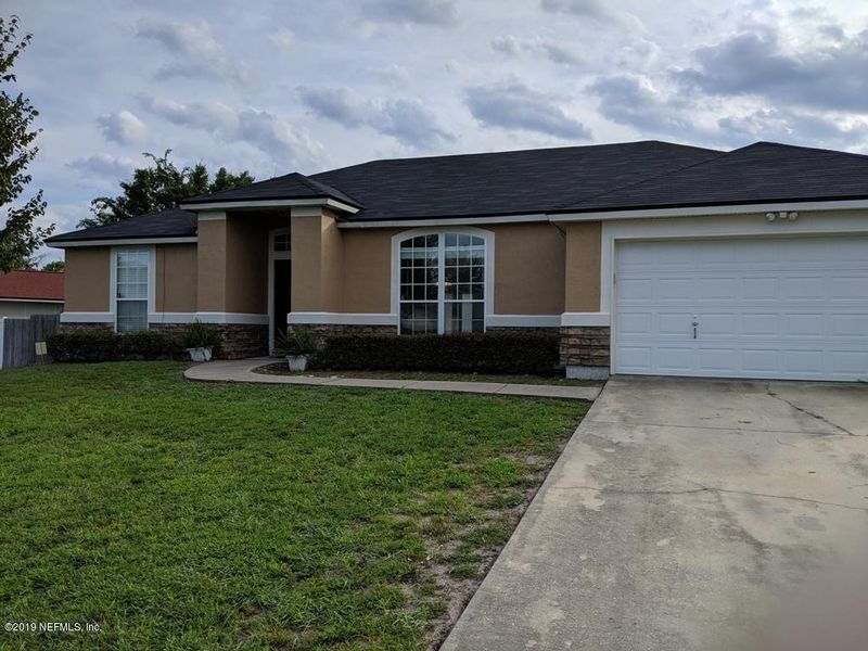 11414 Salt Pond Dr E, Jacksonville, FL 32219