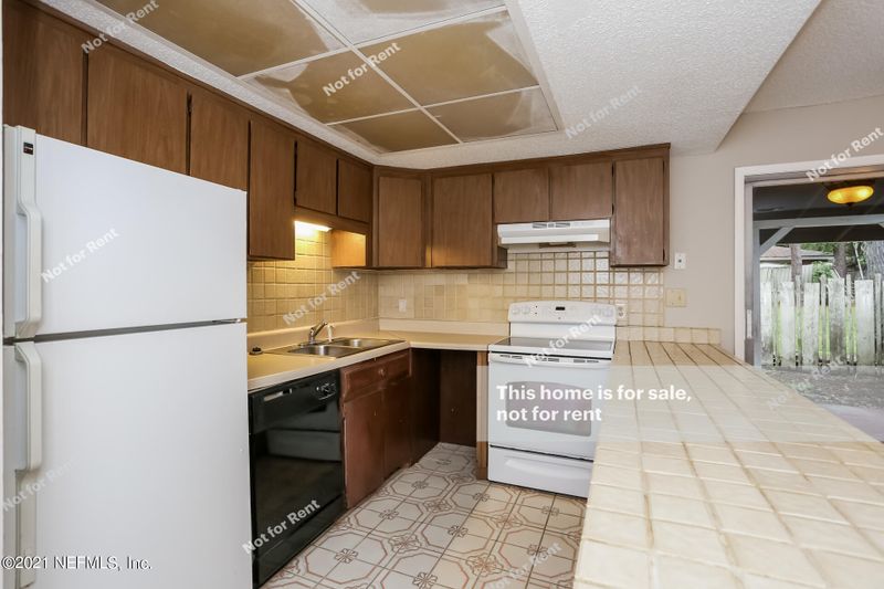 11417 Bedford Oaks Dr, Jacksonville, FL 32225
