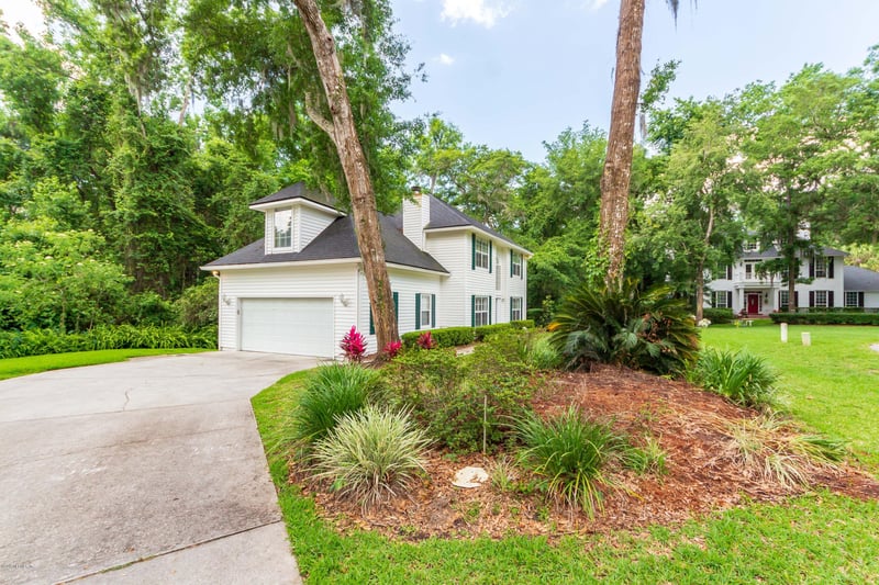 1142 Westwood Dr, Fruit Cove, FL 32259