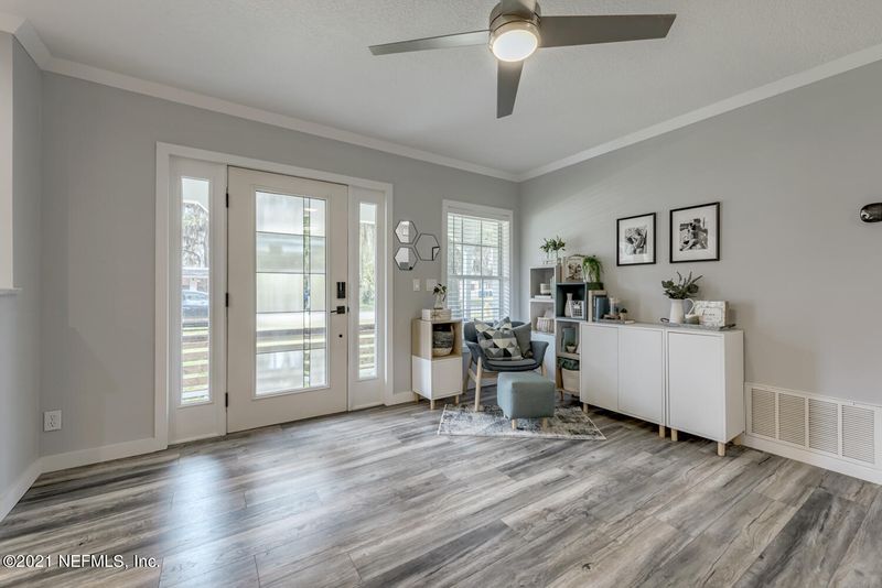 1145 Sebago Ave N, Jacksonville, FL 32233