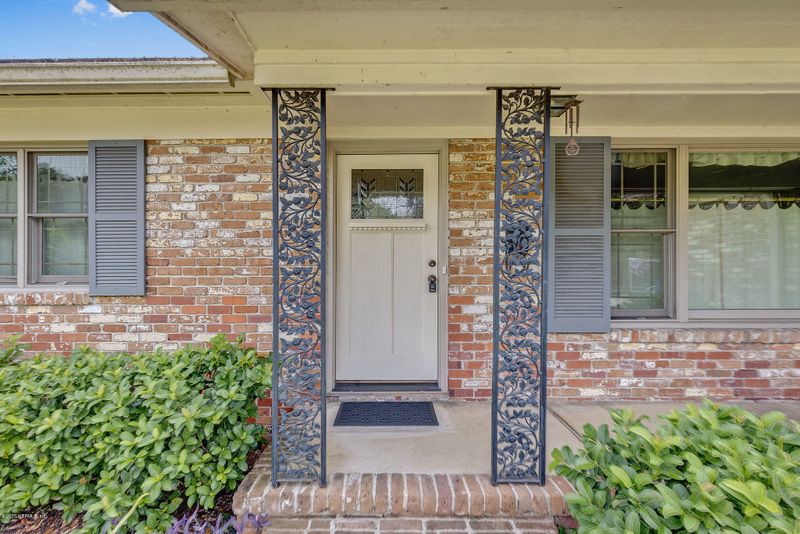 1145 Townsend Blvd, Jacksonville, FL 32211