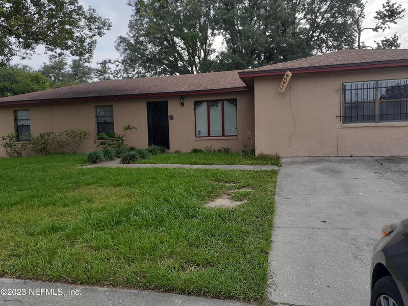 11454 Manatee Dr, Jacksonville, FL 32218
