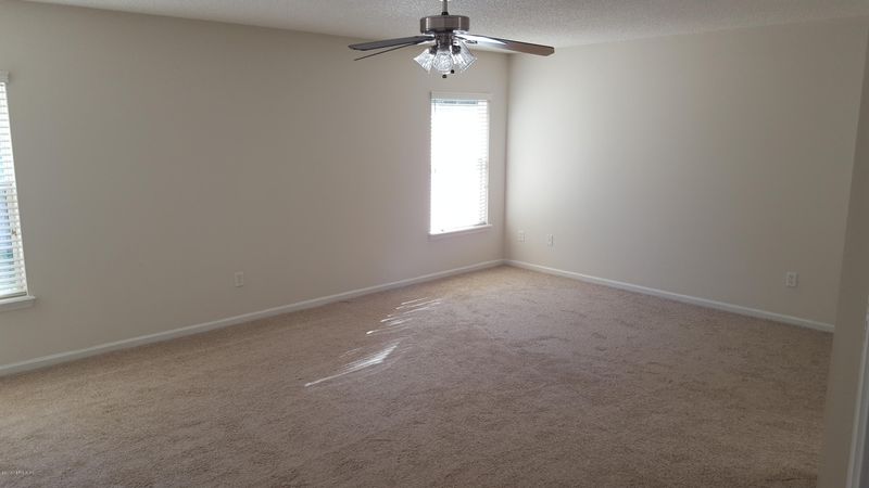 1146 Earlylight Ct, Jacksonville, FL 32218