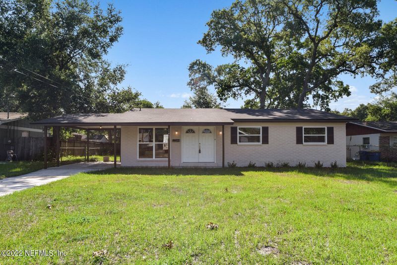 11467 Avery Dr, Jacksonville, FL 32218