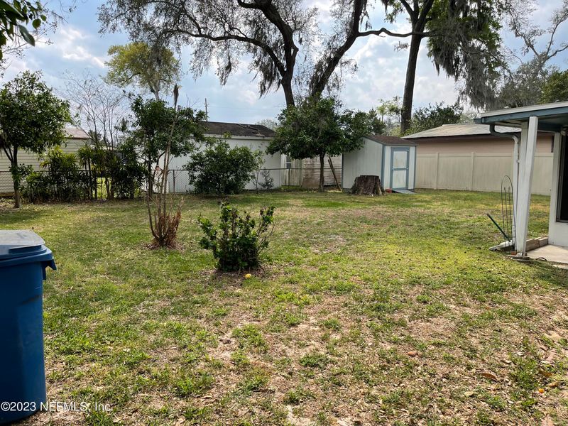 11475 Inez Dr, Jacksonville, FL 32218