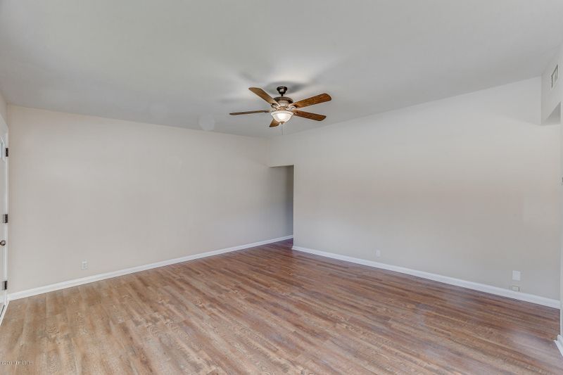 11478 Soforenko Dr, Jacksonville, FL 32218