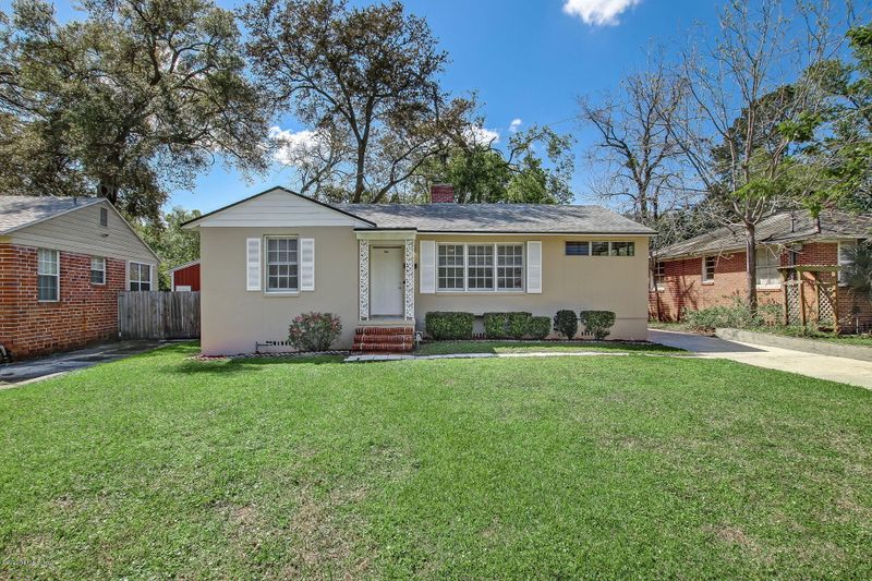 1148 Brierfield Dr, Jacksonville, FL 32205