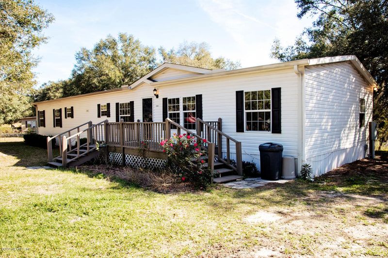 115 3rd St, Melrose, FL 32666