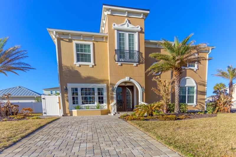 115 9th Ave N, Jacksonville Beach, FL 32250
