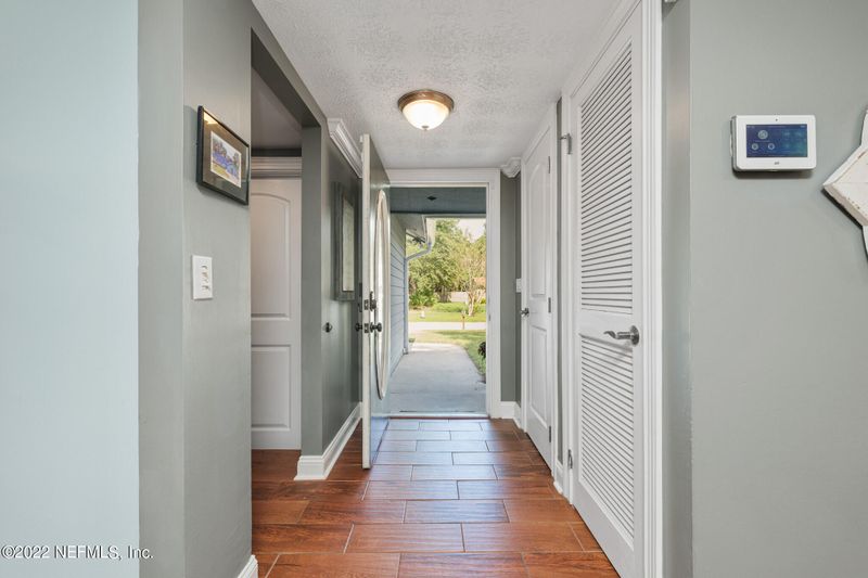 11504 Mandarin Woods Dr E, Jacksonville, FL 32223