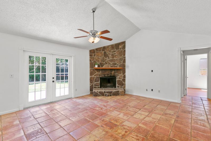 11545 North Ride Cir E, Jacksonville, FL 32223