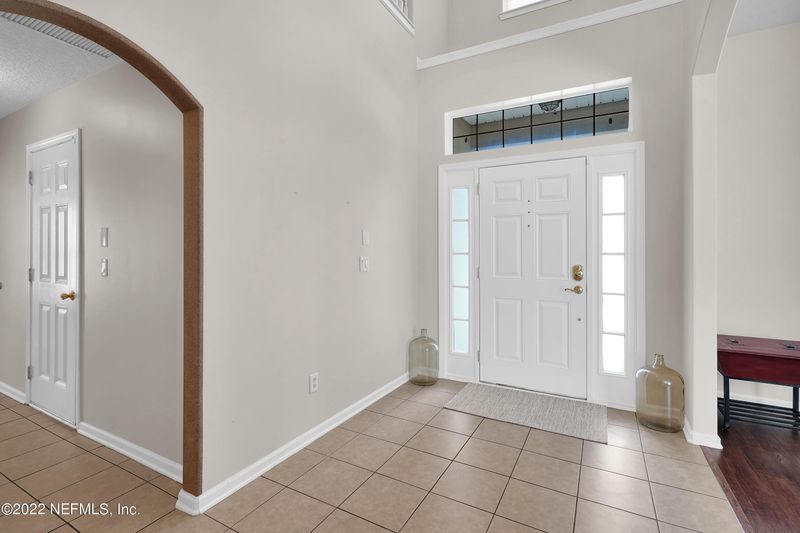 1156 Candlebark Dr, Jacksonville, FL 32225