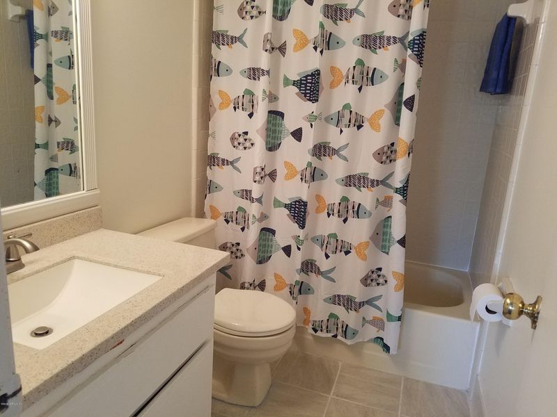11567 Dunes Way Dr N, Jacksonville, FL 32225