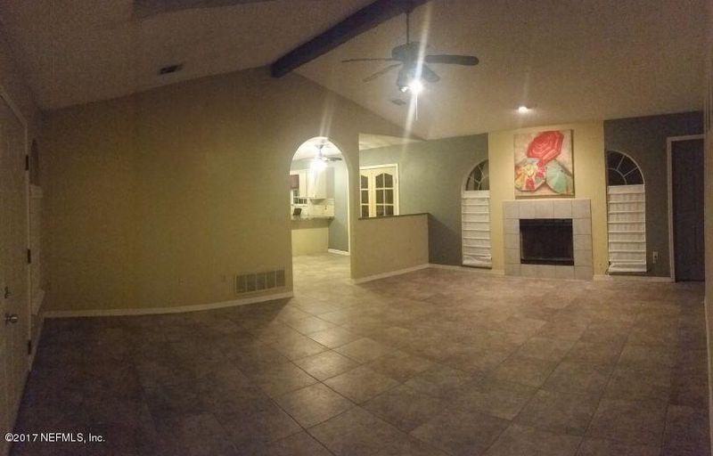 1157 18th St, Jacksonville Beach, FL 32250