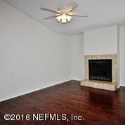11571 Summer Tree Rd N, Jacksonville, FL 32246