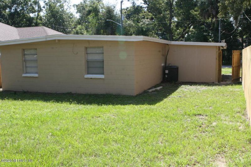 1158 Ardoon St, Jacksonville, FL 32208