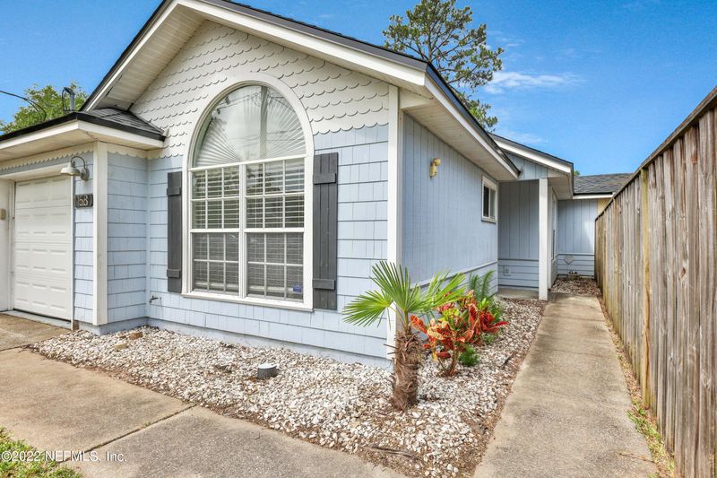 1158 Violet St, Atlantic Beach, FL 32233