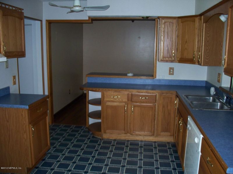11595 E Ride Dr, Jacksonville, FL 32223