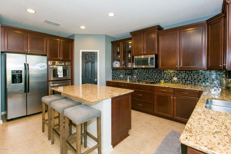 116 Cresthaven Pl, St Johns, FL 32259