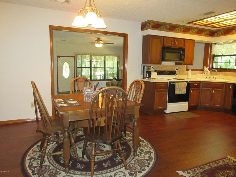 116 Hope Ln, Melrose, FL 32666